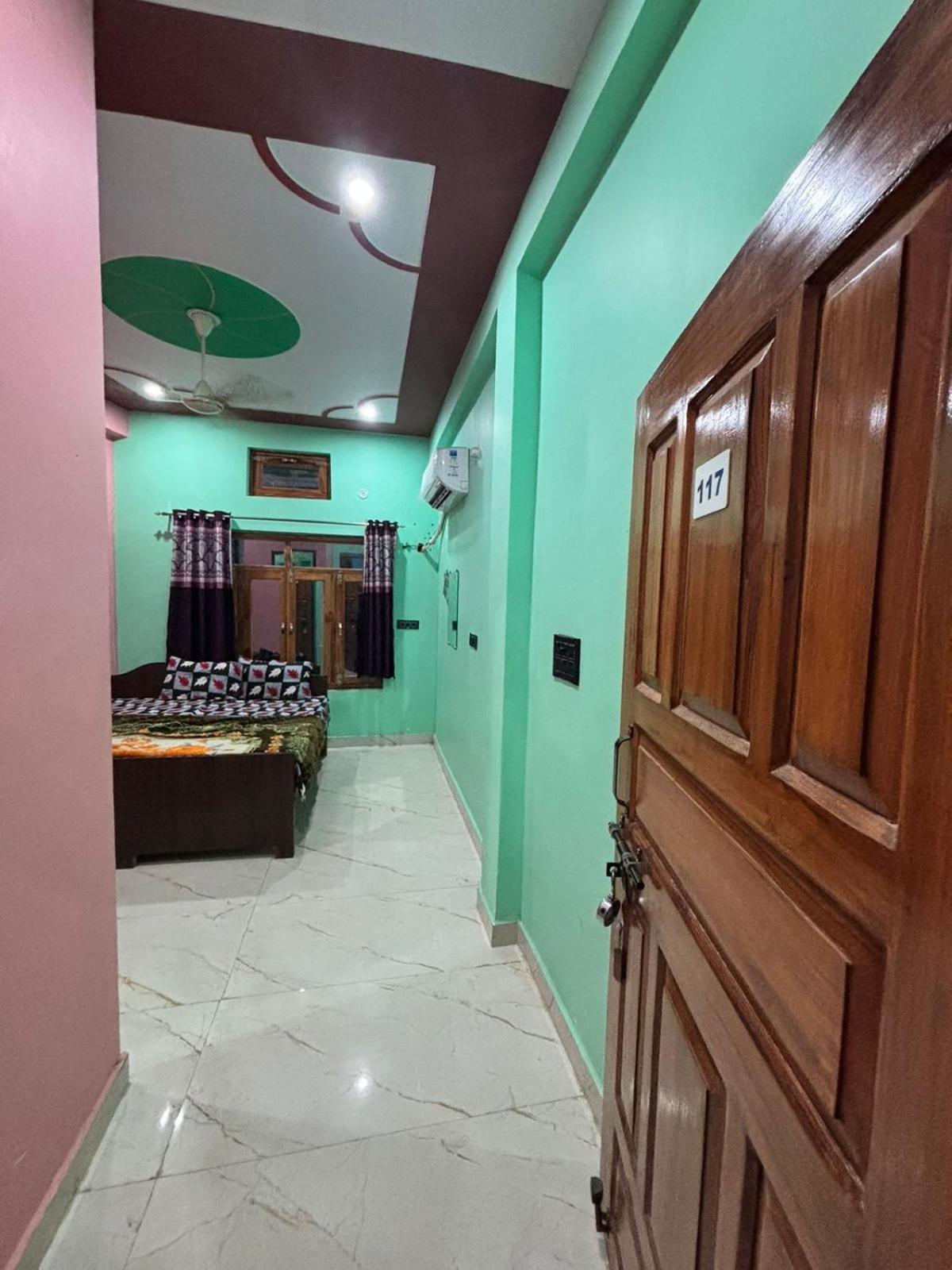 Chandrika Palace 500 Meter From Ayodhya Railway And Ram Mandir Bagian luar foto